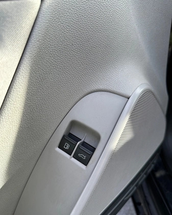 Volkswagen Eos cena 28000 przebieg: 250000, rok produkcji 2007 z Warszawa małe 497
